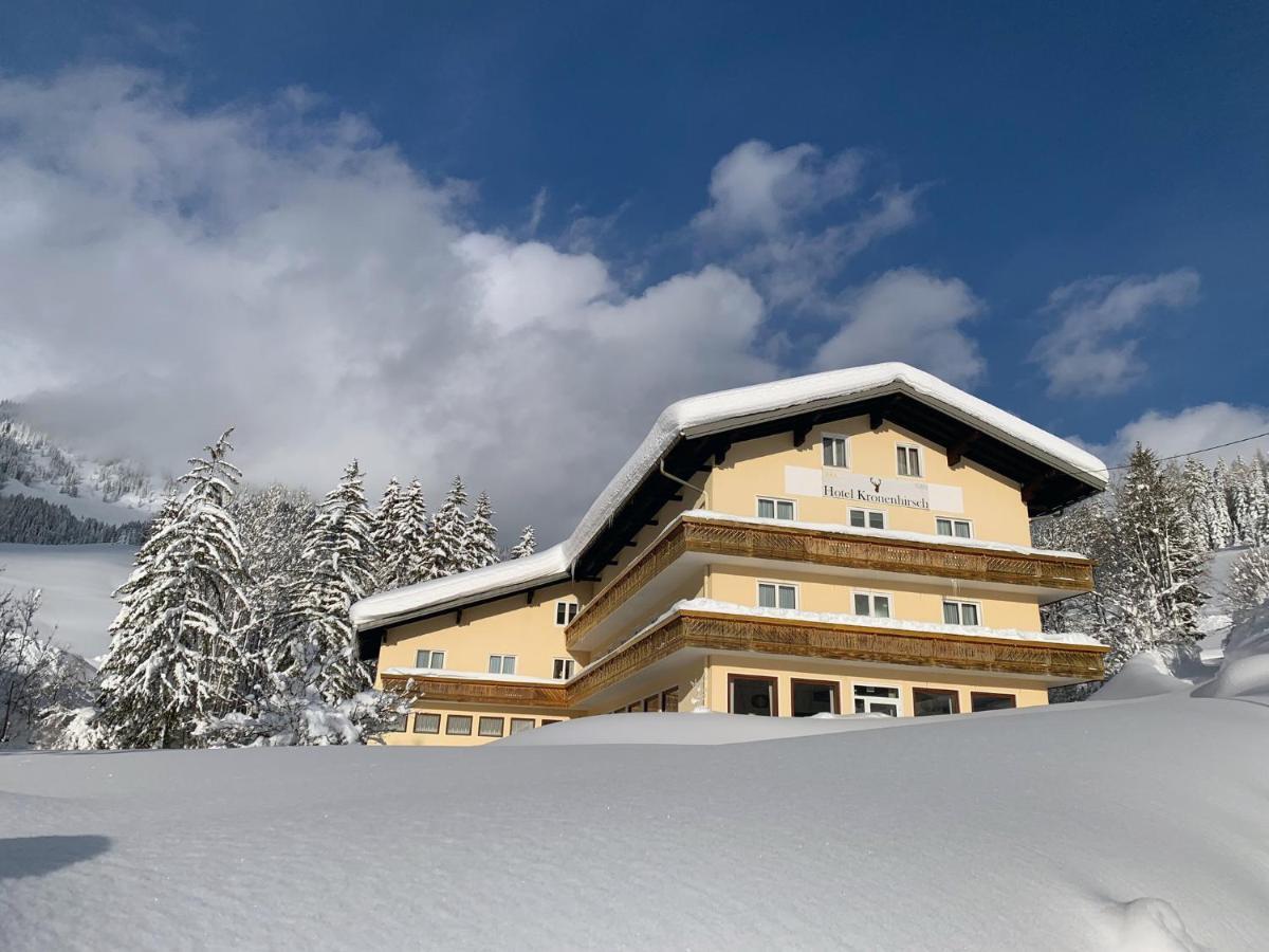 Hotel Kronenhirsch Russbach am Pass Gschuett Exterior photo